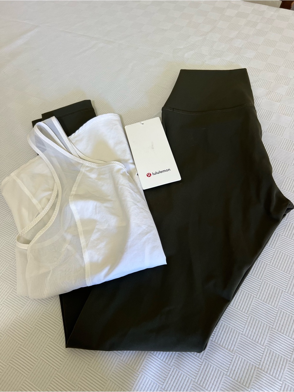 lululemon athletica green  High-Rise Leggings with White Tank